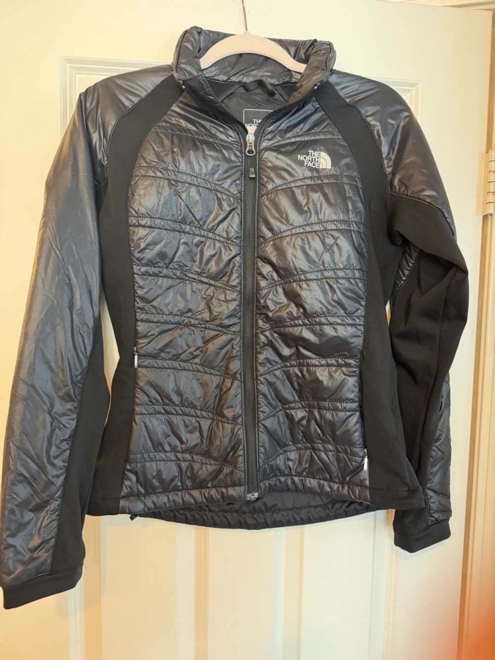 The North Face Women's Black Insulated Hybrid Jacket Size Small
